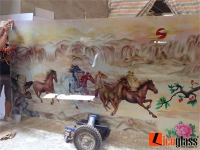 Tổng hợp tranh kính bát mã trang trí cho không gian đẹp